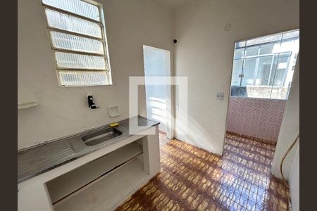 Casa para alugar com 60m², 2 quartos e 1 vagaCozinha