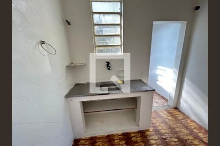 Casa para alugar com 60m², 2 quartos e 1 vagaCozinha