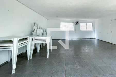 Apartamento para alugar com 42m², 2 quartos e sem vaga Apartamento para alugar com 42m², 2 quartos e sem vagaÁrea comum - Salão de festas
