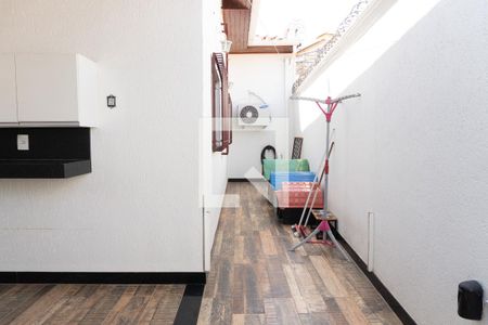 Casa para alugar com 276m², 3 quartos e 3 vagas Casa para alugar com 276m², 3 quartos e 3 vagasVARANDA