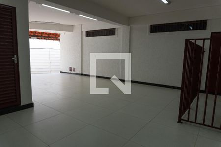 Casa para alugar com 276m², 3 quartos e 3 vagas Casa para alugar com 276m², 3 quartos e 3 vagasGaragem
