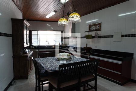 COZINHA de casa para alugar com 3 quartos, 276m² em Cândida Ferreira, Contagem