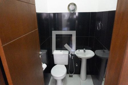 Casa para alugar com 276m², 3 quartos e 3 vagas Casa para alugar com 276m², 3 quartos e 3 vagasLavabo
