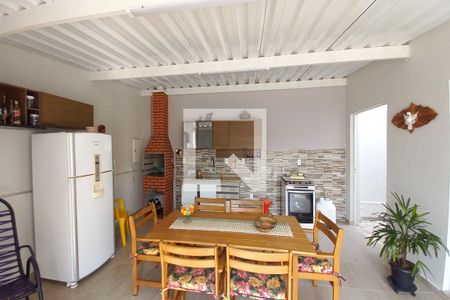 Casa à venda com 95m², 4 quartos e 4 vagasÁrea comum - Churrasqueira