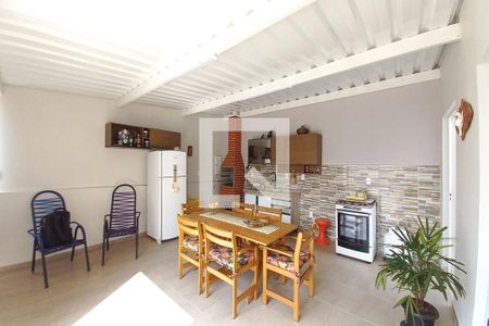 Casa à venda com 95m², 4 quartos e 4 vagasÁrea comum - Churrasqueira