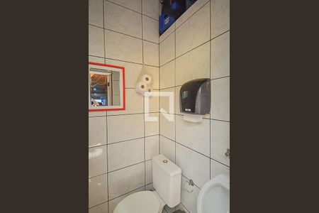 Casa à venda com 276m², 3 quartos e 4 vagas Casa à venda com 276m², 3 quartos e 4 vagasBanheiro de serviço