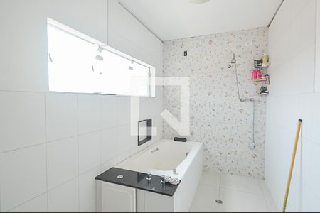 Casa à venda com 276m², 3 quartos e 4 vagas Casa à venda com 276m², 3 quartos e 4 vagasBanheiro da Suíte 3