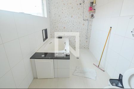 Casa à venda com 276m², 3 quartos e 4 vagas Casa à venda com 276m², 3 quartos e 4 vagasBanheiro da Suíte 3