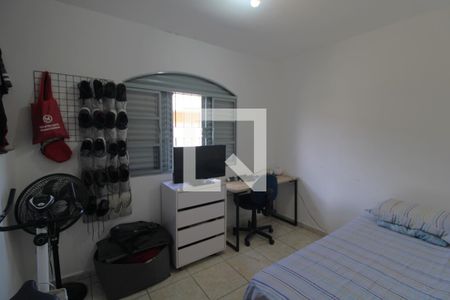 Casa à venda com 100m², 3 quartos e 2 vagasQuarto 1