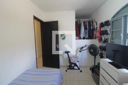 Casa à venda com 100m², 3 quartos e 2 vagasQuarto 1