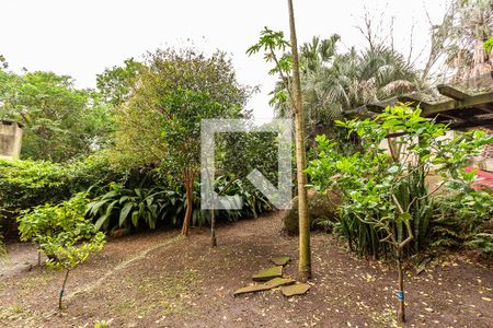 Casa à venda com 218m², 5 quartos e 1 vagaPátio