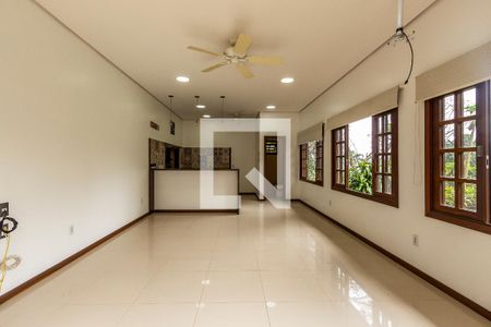 Casa à venda com 218m², 5 quartos e 1 vagaSalão de Festas