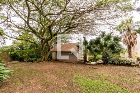 Casa à venda com 218m², 5 quartos e 1 vagaPátio