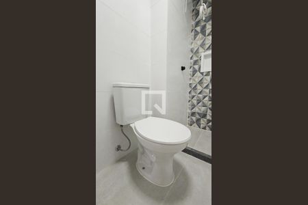 Studio para alugar com 27m², 1 quarto e sem vaga Studio para alugar com 27m², 1 quarto e sem vagaBanheiro