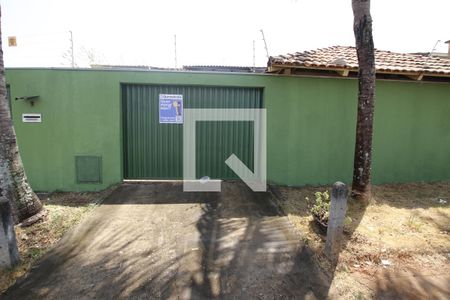 Casa para alugar com 200m², 3 quartos e 3 vagasfachada 