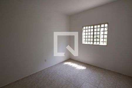 Quarto 1 de casa para alugar com 3 quartos, 200m² em Setor Faiçalville, Goiânia