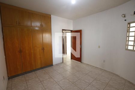 Suíte de casa para alugar com 3 quartos, 200m² em Setor Faiçalville, Goiânia