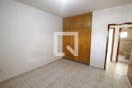 Suíte de casa para alugar com 3 quartos, 200m² em Setor Faiçalville, Goiânia