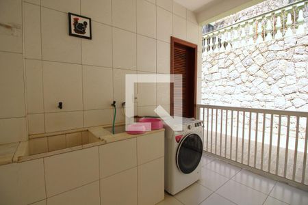 Casa de condomínio à venda com 350m², 4 quartos e 3 vagasÁrea de Serviço