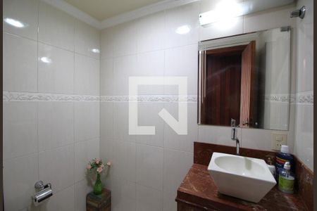 Casa de condomínio à venda com 350m², 4 quartos e 3 vagasLavabo