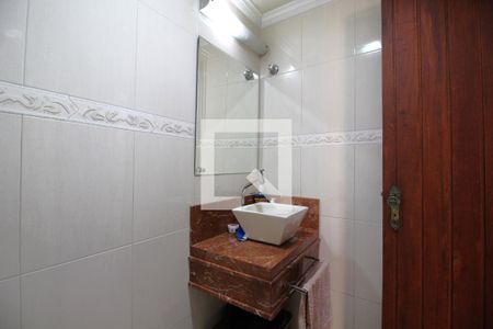 Casa de condomínio à venda com 350m², 4 quartos e 3 vagasLavabo