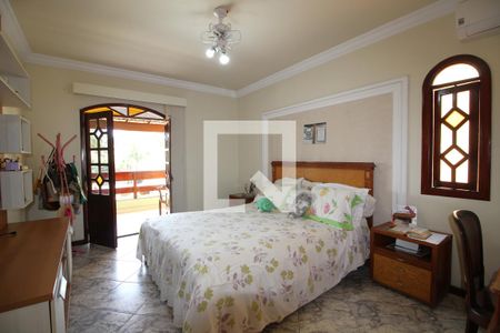 Casa de condomínio à venda com 350m², 4 quartos e 3 vagasQuarto 3 - Suíte