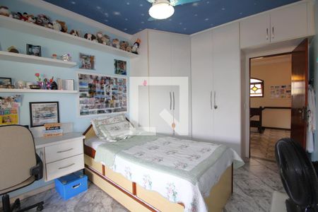 Casa de condomínio à venda com 350m², 4 quartos e 3 vagasQuarto 2