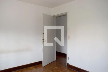 Apartamento à venda com 107m², 3 quartos e 1 vagaQuarto 2