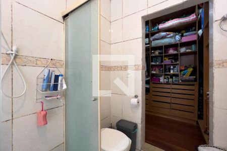 Casa à venda com 148m², 3 quartos e 2 vagasBanheiro do quarto 1