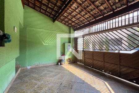 Casa à venda com 148m², 3 quartos e 2 vagasGaragem