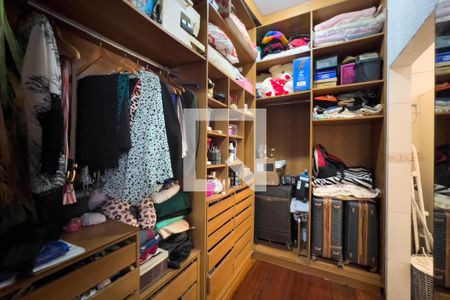 Casa à venda com 148m², 3 quartos e 2 vagasQuarto 1