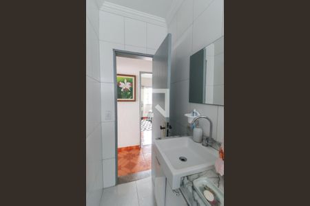 Casa à venda com 244m², 4 quartos e 3 vagasBanheiro