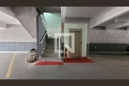 Apartamento à venda com 100m², 2 quartos e 2 vagas Apartamento à venda com 100m², 2 quartos e 2 vagasGaragem