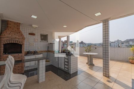 Apartamento à venda com 200m², 3 quartos e 3 vagasCobertura - Churrasqueira