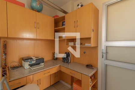 Apartamento à venda com 200m², 3 quartos e 3 vagasEscritório