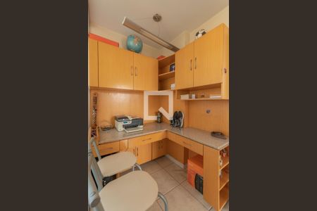 Apartamento à venda com 200m², 3 quartos e 3 vagasEscritório