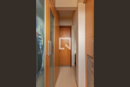 Apartamento à venda com 200m², 3 quartos e 3 vagasSuíte - Closet