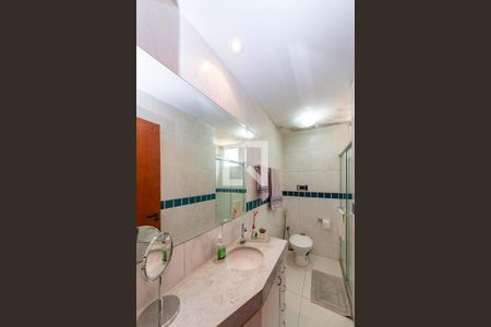 Apartamento à venda com 85m², 3 quartos e 2 vagas Apartamento à venda com 85m², 3 quartos e 2 vagasBanheiro Social