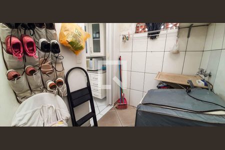 Casa à venda com 355m², 7 quartos e 4 vagas Casa à venda com 355m², 7 quartos e 4 vagasCasa 2 - Área de Serviço