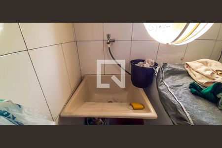 Casa à venda com 355m², 7 quartos e 4 vagas Casa à venda com 355m², 7 quartos e 4 vagasCasa 1 - Área de Serviço