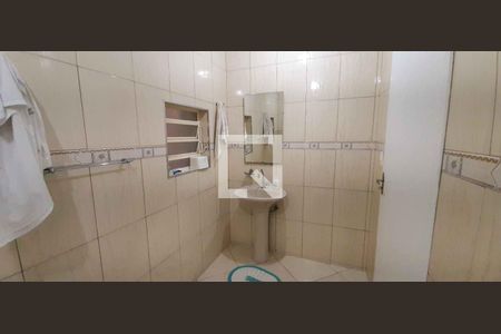 Casa à venda com 355m², 7 quartos e 4 vagas Casa à venda com 355m², 7 quartos e 4 vagasCasa 1 - Banheiro Social