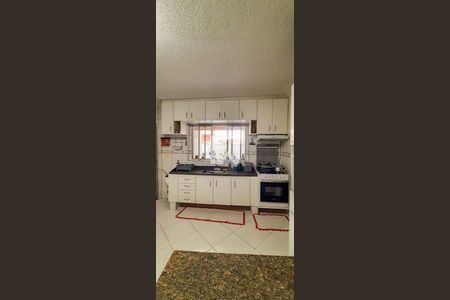 Casa à venda com 355m², 7 quartos e 4 vagas Casa à venda com 355m², 7 quartos e 4 vagasCasa 1 - Cozinha