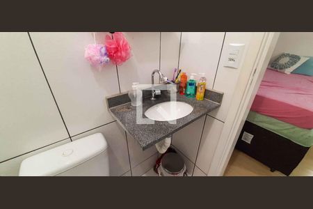 Casa à venda com 355m², 7 quartos e 4 vagas Casa à venda com 355m², 7 quartos e 4 vagasCasa 1 - Banheiro da Suíte 2