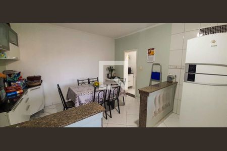 Casa à venda com 355m², 7 quartos e 4 vagas Casa à venda com 355m², 7 quartos e 4 vagasCasa 1 - Copa