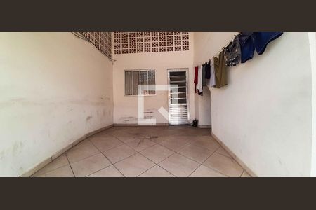Casa à venda com 355m², 7 quartos e 4 vagas Casa à venda com 355m², 7 quartos e 4 vagasCasa 2 - Garagem
