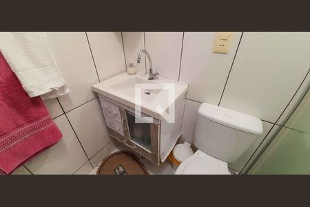 Casa à venda com 355m², 7 quartos e 4 vagas Casa à venda com 355m², 7 quartos e 4 vagasCasa 1 - Banheiro da Suíte 1