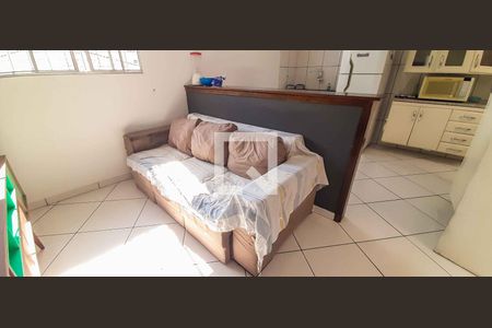 Casa à venda com 355m², 7 quartos e 4 vagas Casa à venda com 355m², 7 quartos e 4 vagasCasa 2 - Sala