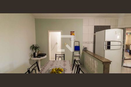 Casa à venda com 355m², 7 quartos e 4 vagas Casa à venda com 355m², 7 quartos e 4 vagasCasa 1 - Copa