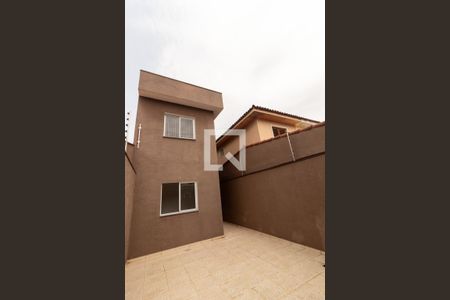 Casa à venda com 150m², 4 quartos e 2 vagasFachada