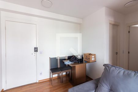 Sala  de apartamento à venda com 2 quartos, 47m² em Padroeira, Osasco